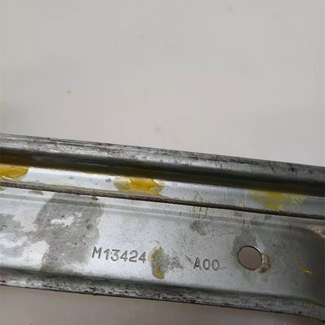 Alzacristallo porta posteriore destro