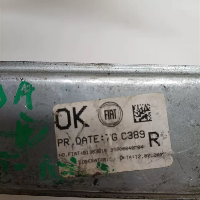 Alzacristallo porta posteriore destro