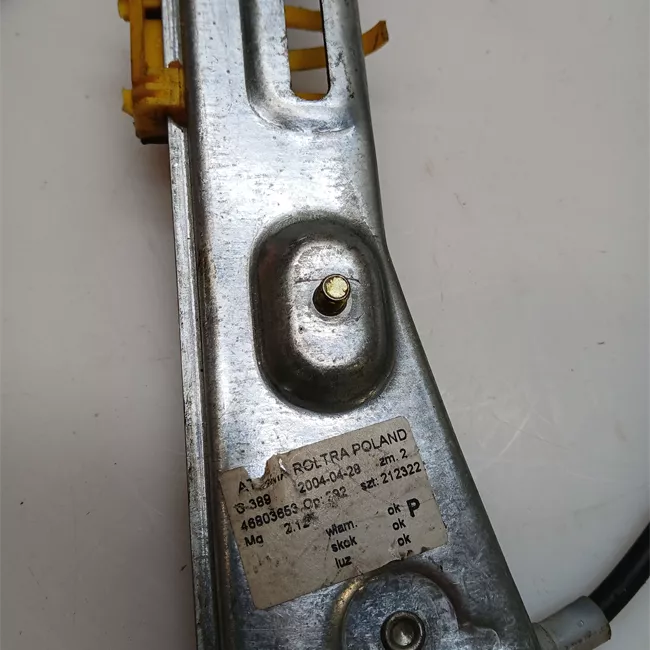 Alzacristallo porta posteriore destro