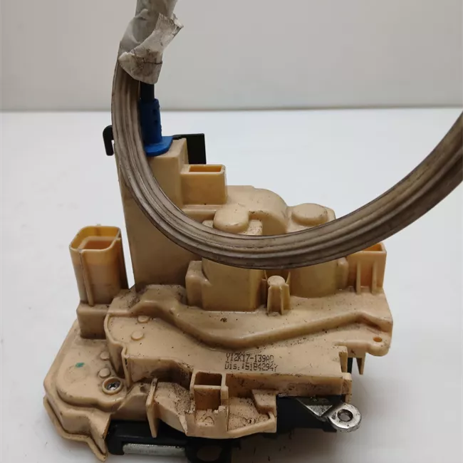 Serratura porta anteriore destra con telecomando