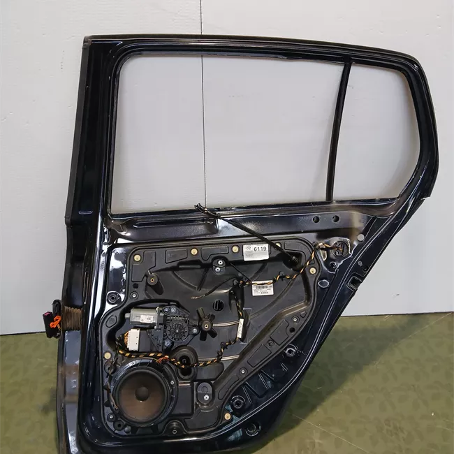 Porta posteriore destra