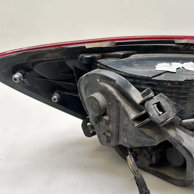 Fanale posteriore parte esterno destro