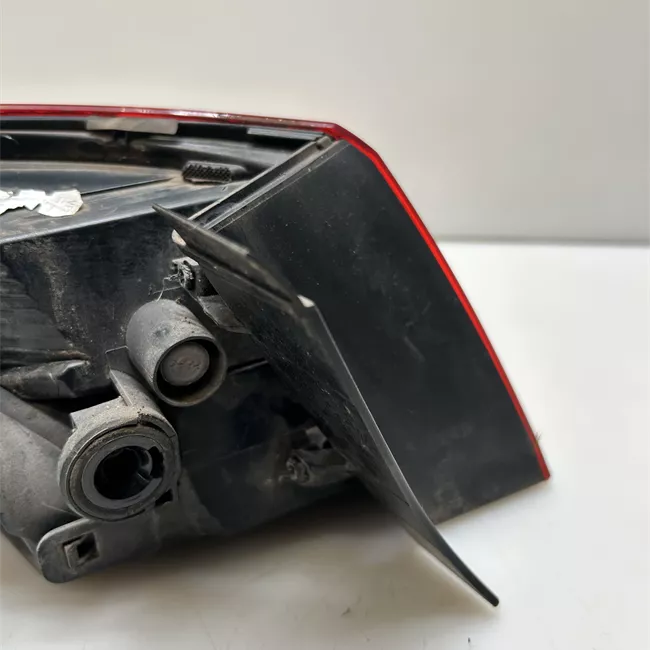 Fanale posteriore parte esterno destro