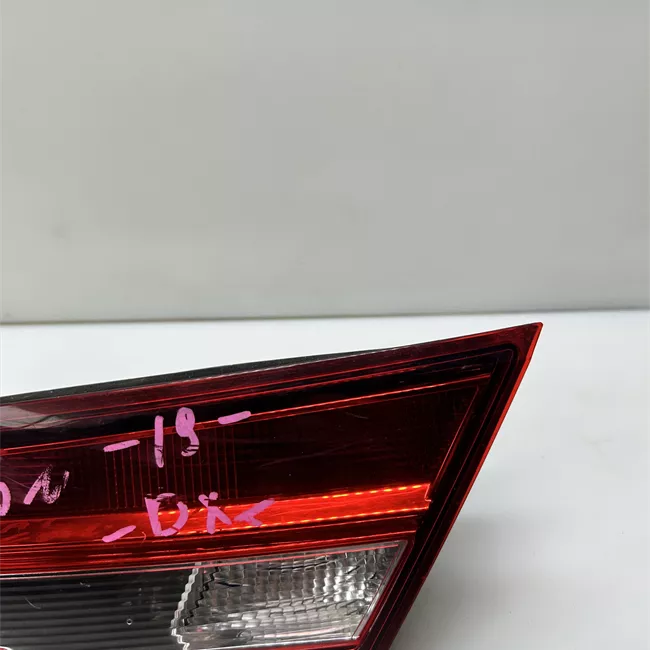 Fanale posteriore parte interno destro Led