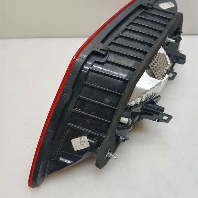 Fanale posteriore parte interno destro