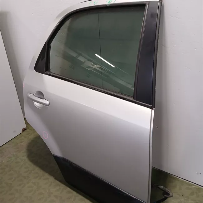 Porta posteriore destra