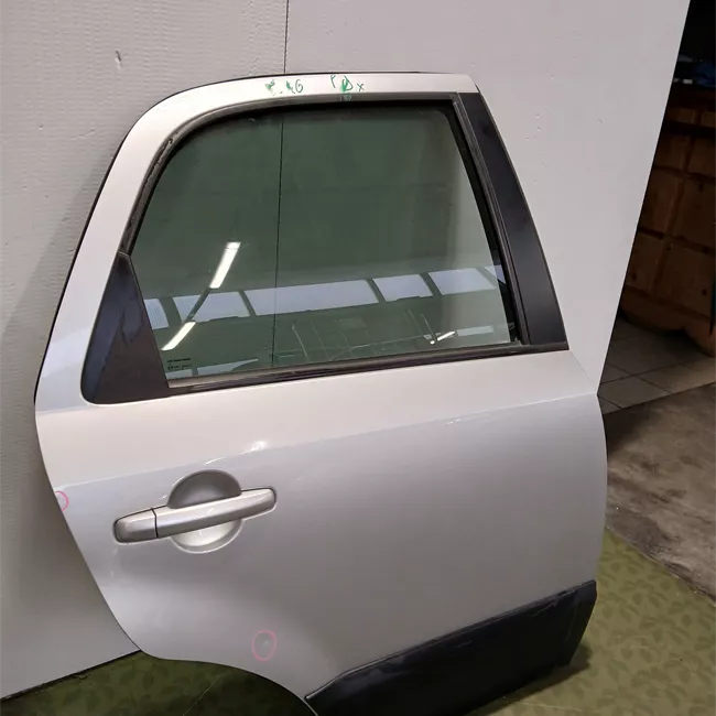 Porta posteriore destra