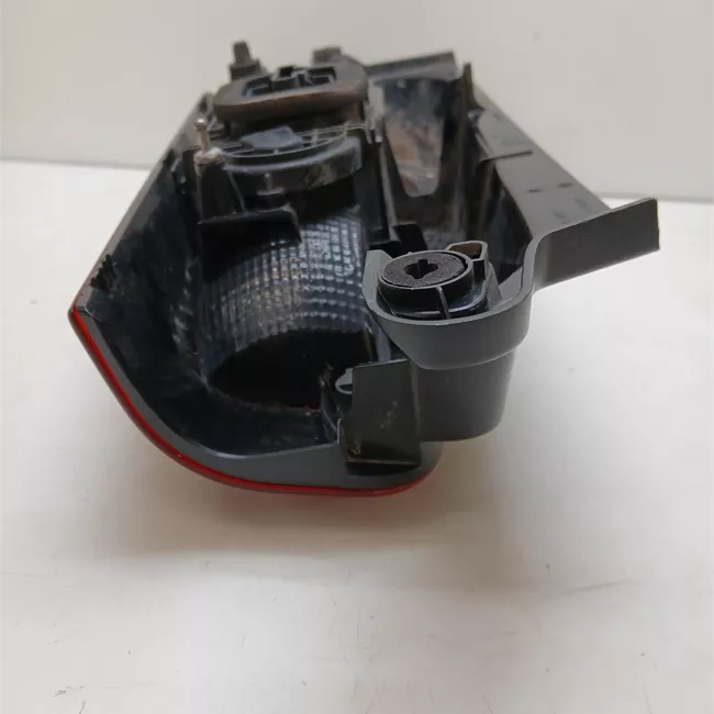 Fanale posteriore sinistro