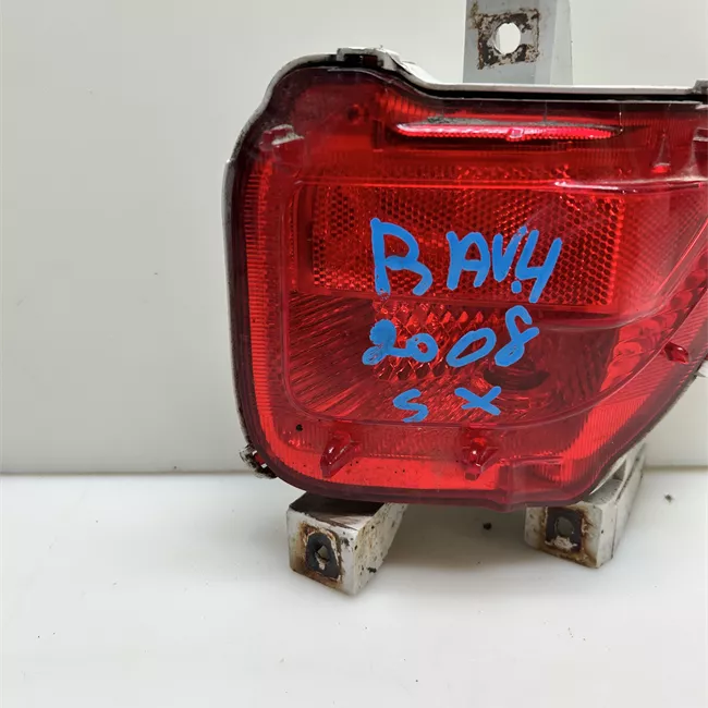 Fanale retronebbia destro