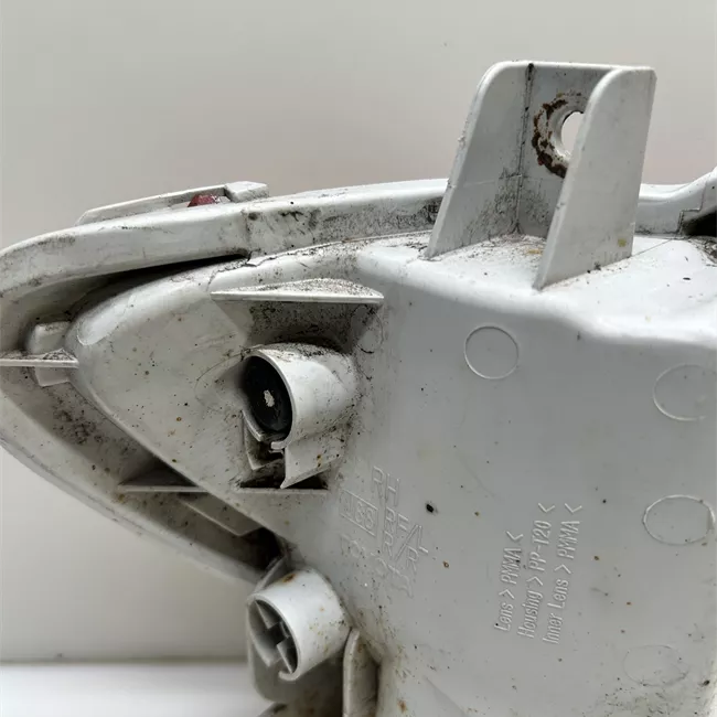 Fanale retronebbia destro