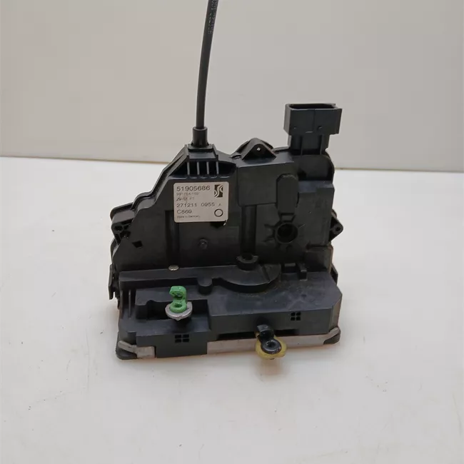 Serratura chiusura centralizzata porta anteriore sinistra