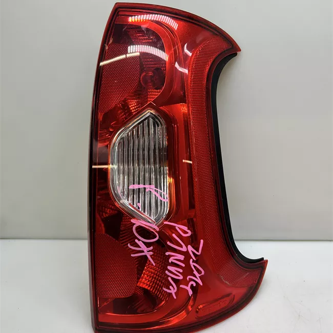 Fanale posteriore destro