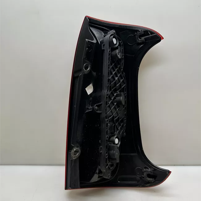 Fanale posteriore sinistro