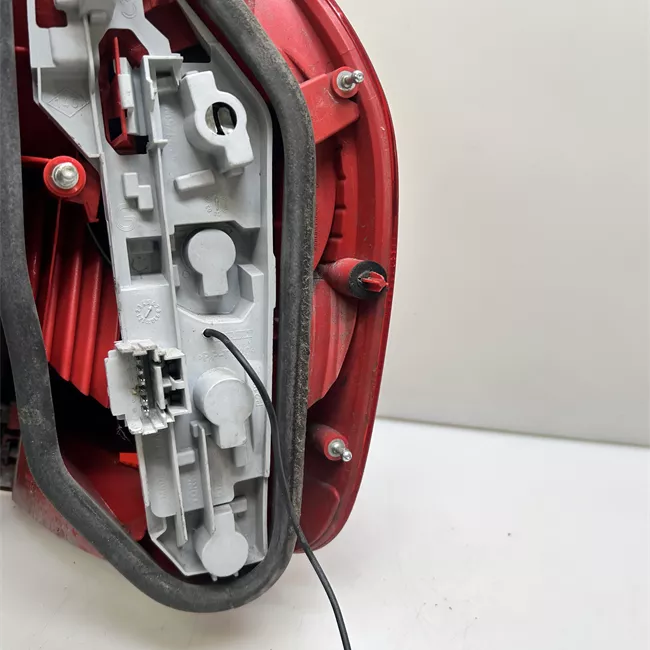 Fanale posteriore sinistro