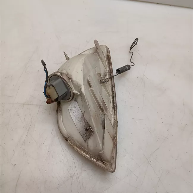 Fanalino laterale sinistro