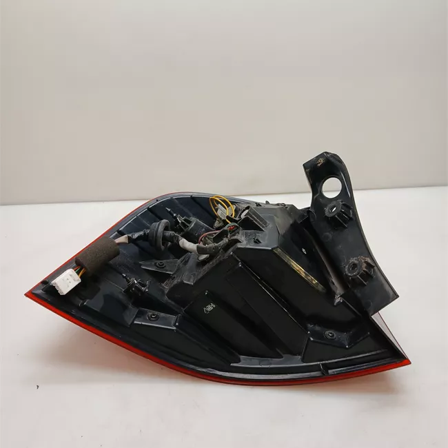 Fanale posteriore parte esterno destro