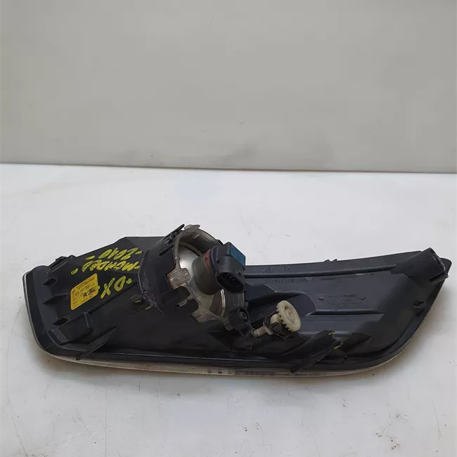 Proiettore fendinebbia destro