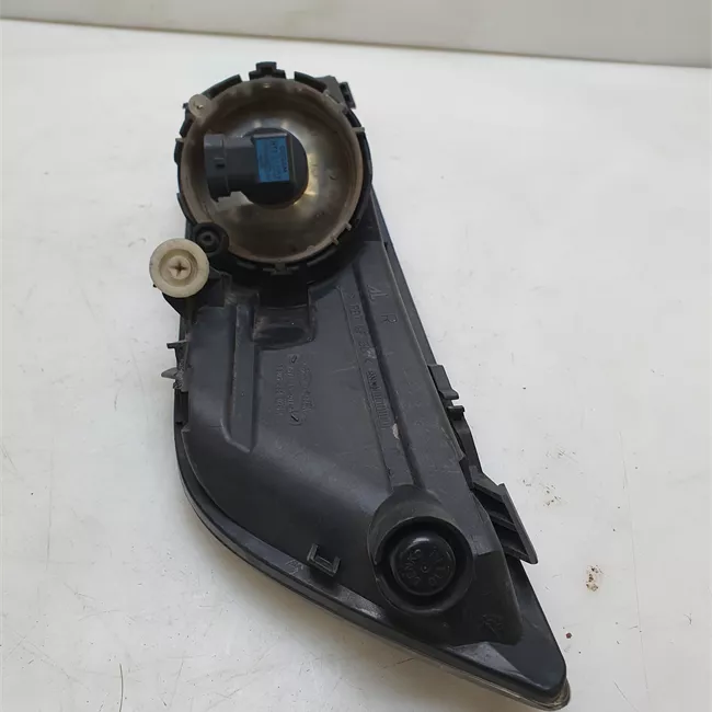 Proiettore fendinebbia destro