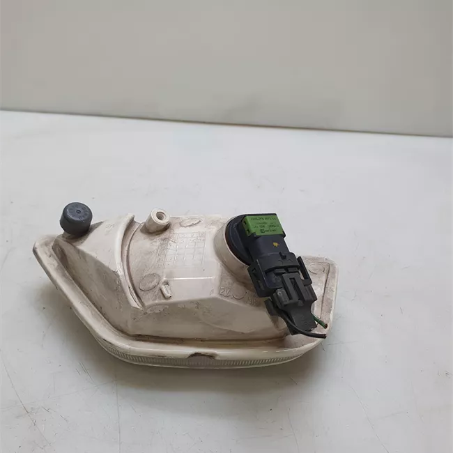 Proiettore fendinebbia destro