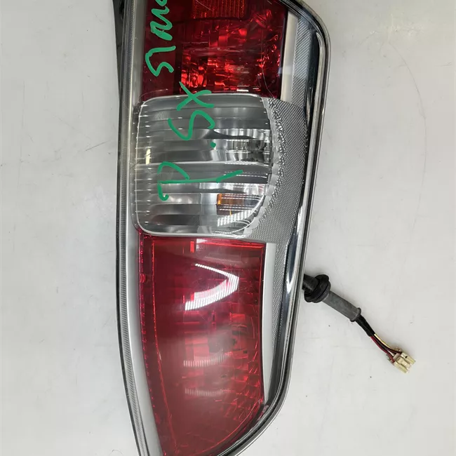 Fanale posteriore sinistro