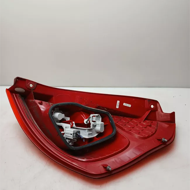 Fanale posteriore sinistro