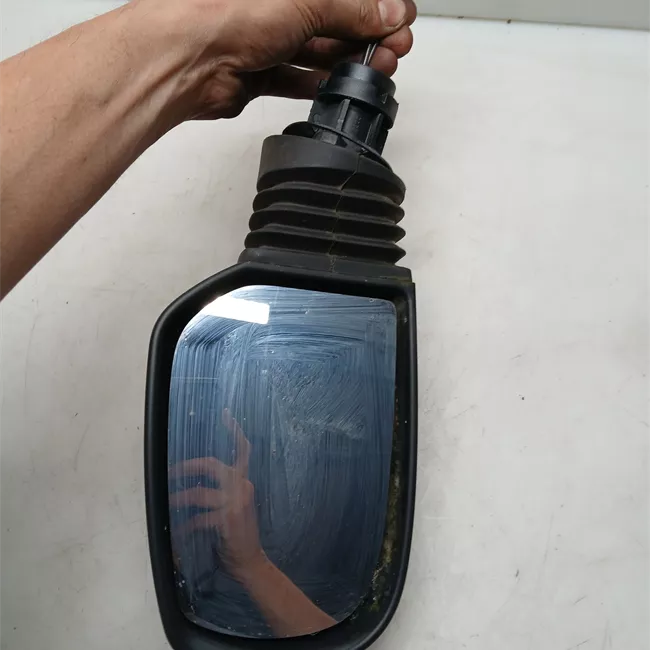 Retrovisore esterno sinistro