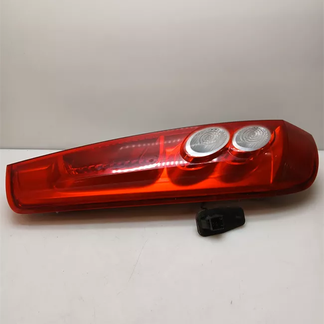 Fanale posteriore sinistro