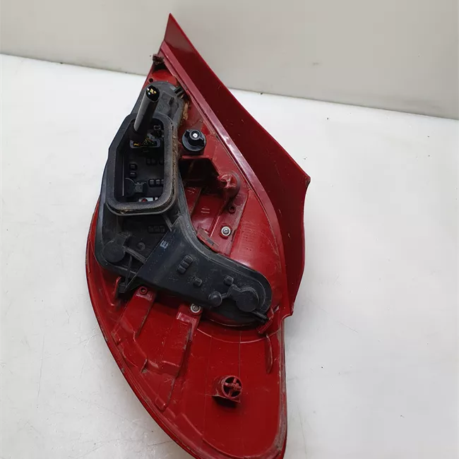 Fanale posteriore sinistro