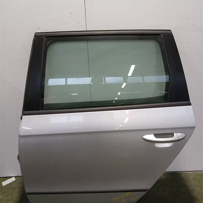 Porta posteriore sinistra