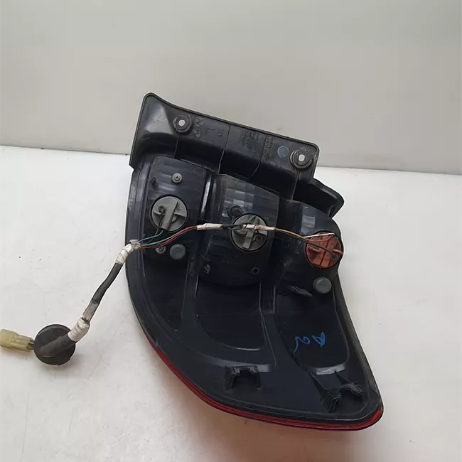 Fanale posteriore sinistro