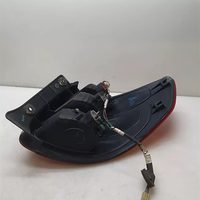 Fanale posteriore sinistro