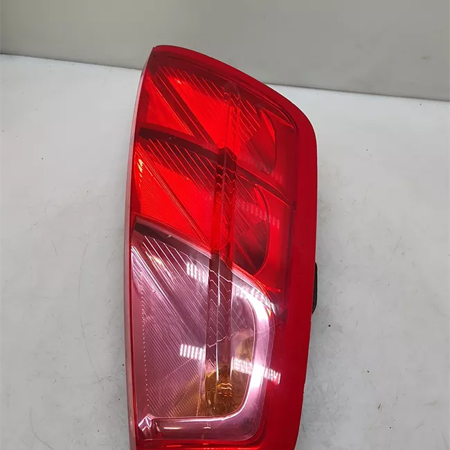 Fanale posteriore sinistro