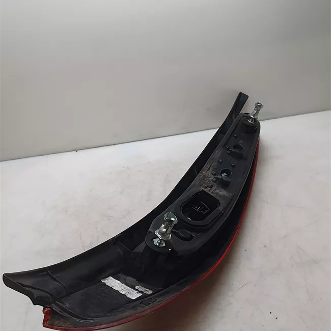 Fanale posteriore sinistro