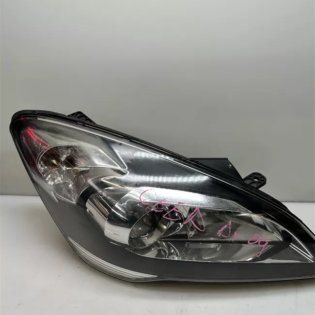 Proiettore destro Sport