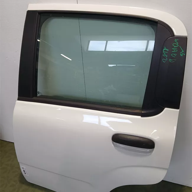 Porta posteriore sinistra senza fasce paracolpi