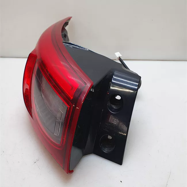 Fanale posteriore parte esterno sinistro Led