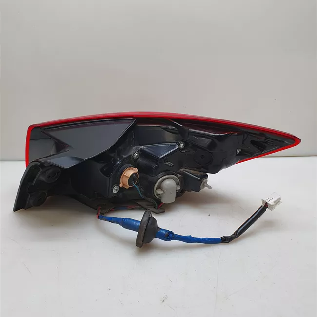 Fanale posteriore parte esterno sinistro Led