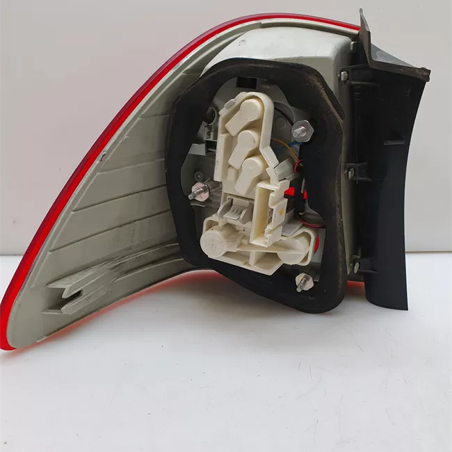 Fanale posteriore parte esterno destro