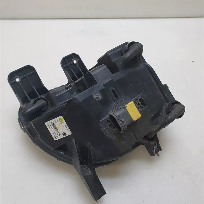 Proiettore fendinebbia destro