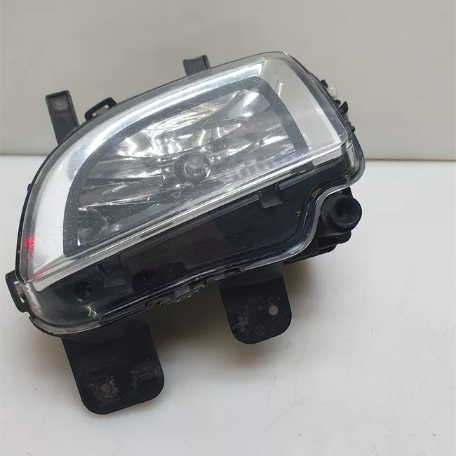 Proiettore fendinebbia destro