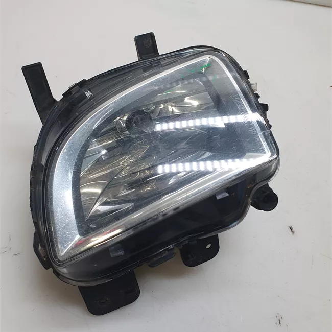 Proiettore fendinebbia destro