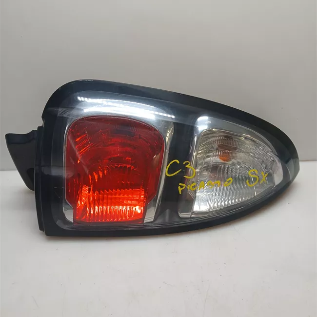 Fanale posteriore sinistro