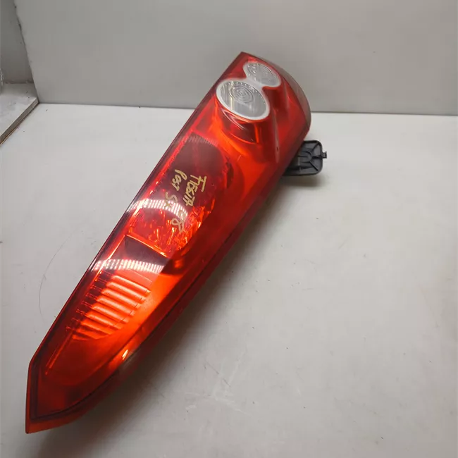 Fanale posteriore sinistro