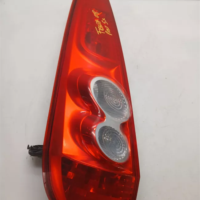 Fanale posteriore sinistro