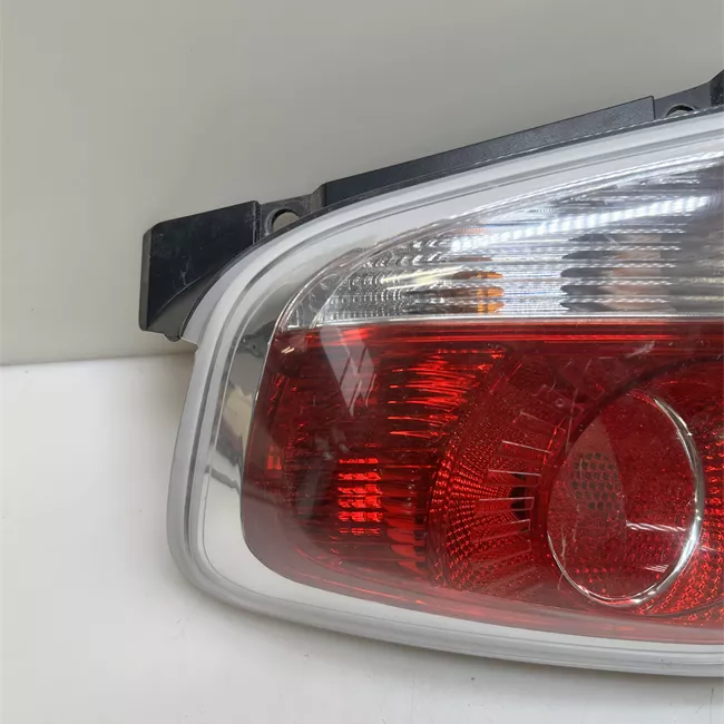 Fanale posteriore sinistro