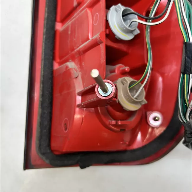 Fanale posteriore sinistro