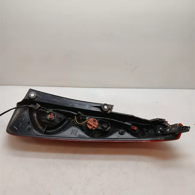 Fanale posteriore parte inferiore sinistro