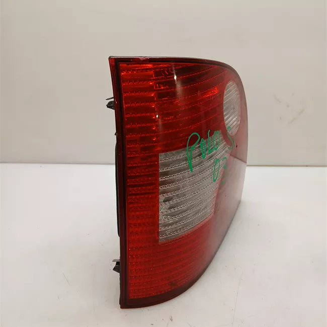 Fanale posteriore sinistro