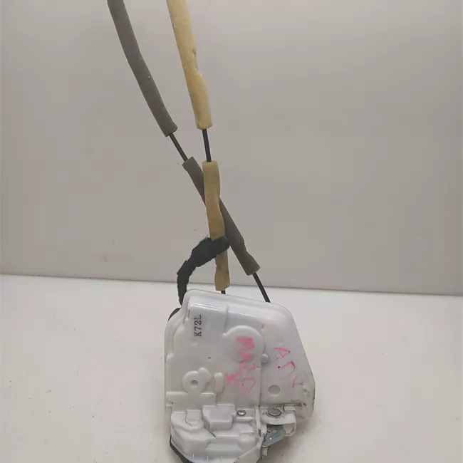 Serratura porta anteriore destra