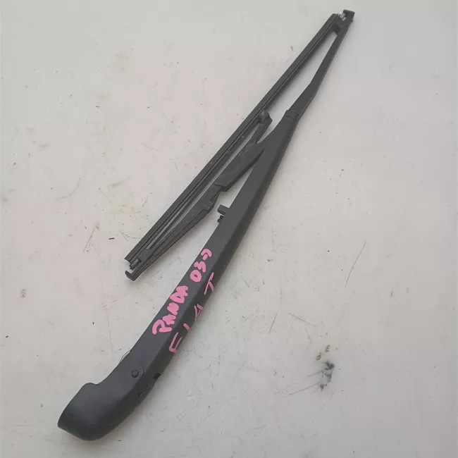 Braccio con spazzola tergilunotto